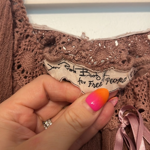 Jen's Pirate Booty x Free People Boho Mauve Off-Shoulder Ruffle Dress - Picture 5 of 15